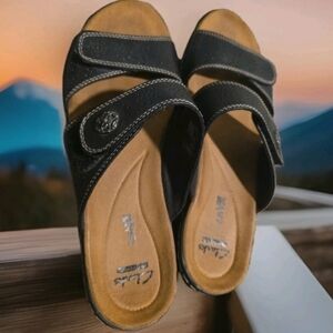 Pre-loved Clarks Women's Leisa Lacole Slide Brown Leather Sz 9 M